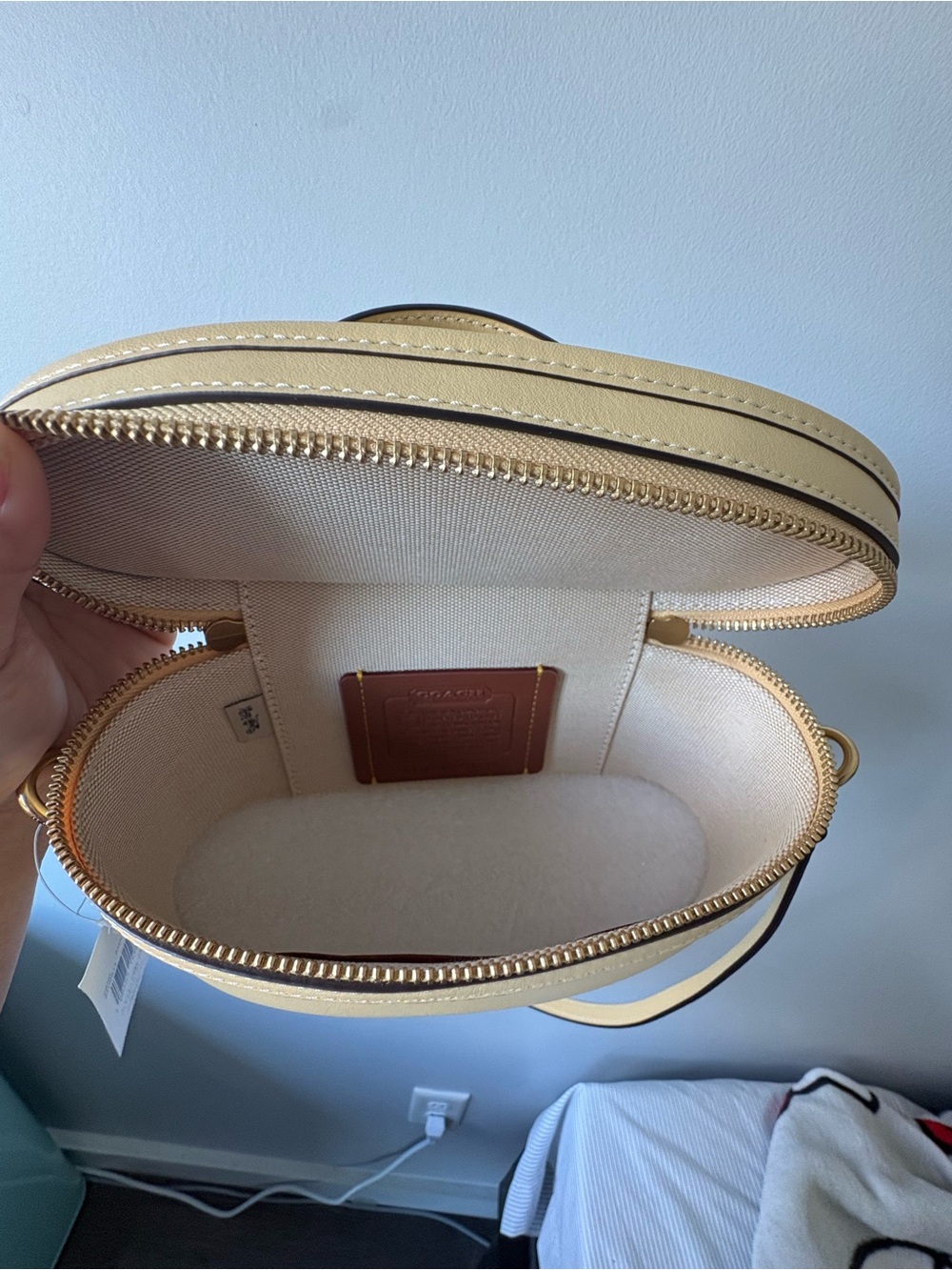 Coach Trail Bag in Vanilla - Picture 8 of 13